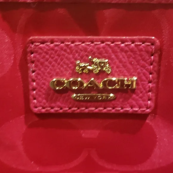 ❣️💫MARK DOWN💫❣️ Coach Hot Pink Bag - Picture 2 of 13
